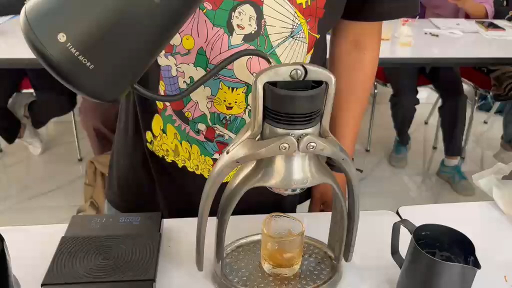 Dinperintransnaker Purworejo Gelar Peningkatan Kapasitas SDM Industri Kopi