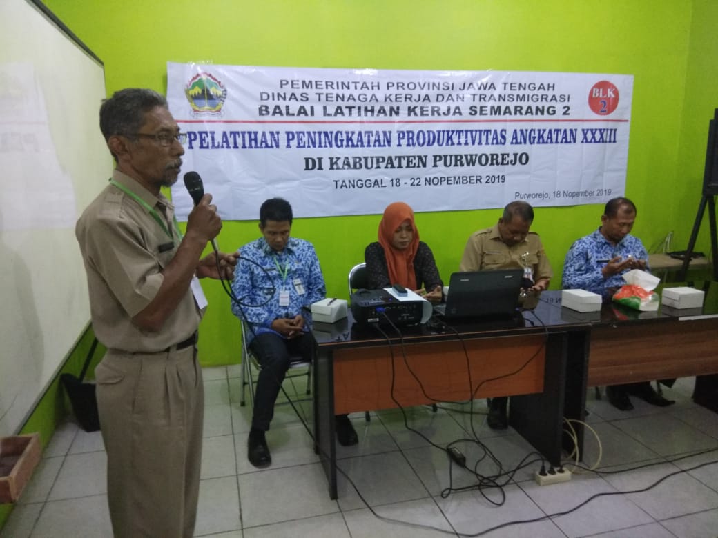 Dinperinaker Adakan Pelatihan Peningkatan Produktivitas Tenaga Kerja