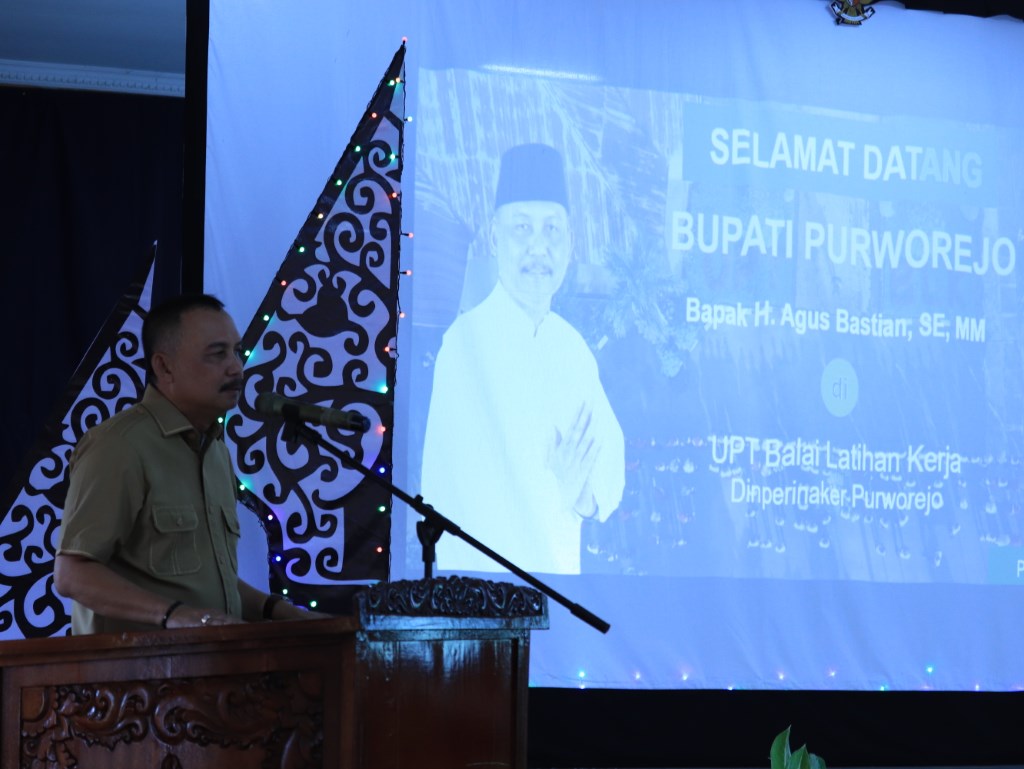 Bupati Purworejo Kunjungi UPT BLK Dinperinaker Purworejo