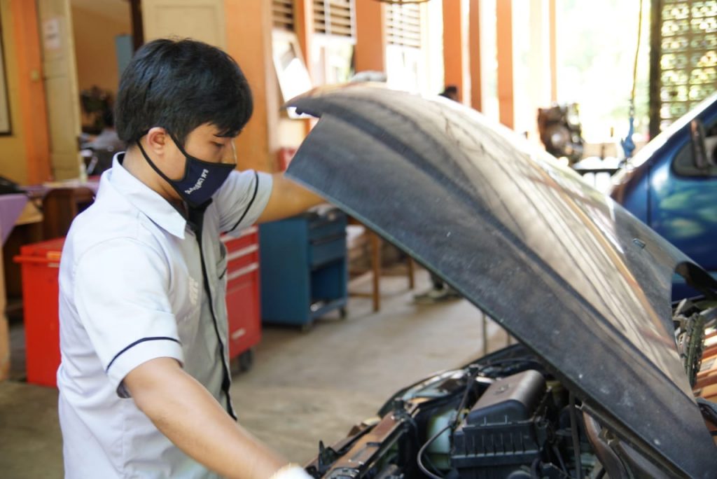 Uji Kompetensi Otomotif Kendaraan Ringan BLK Purworejo