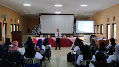 Siswa BLK Peroleh Materi tentang Kewirausahaan