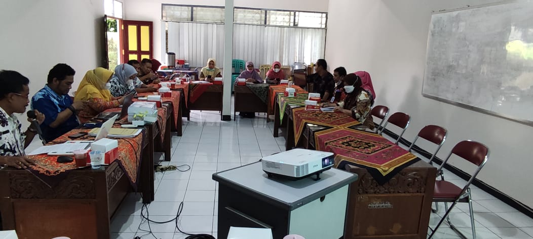 Pembahasan Perubahan Renstra Dinperinaker Tahun 2021-2026