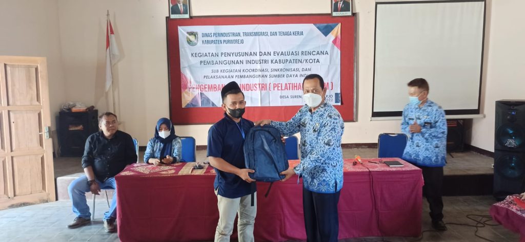 Pelatihan Pengembangan IKM Logam Desa Suren Kecamatan Kutoarjo