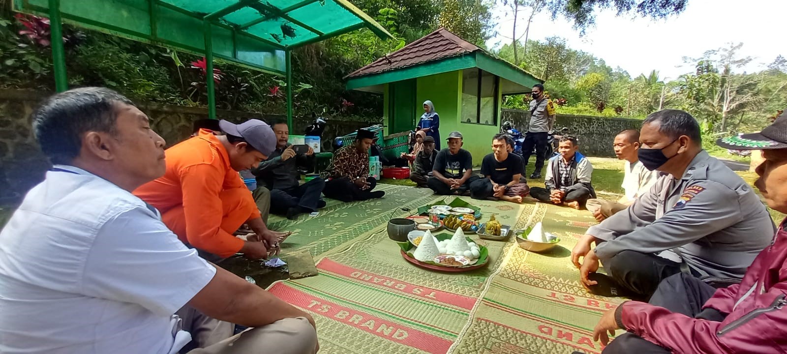 Lestarikan Tradisi, Proyek Konstruksi diawali dengan ritual Wiwit.