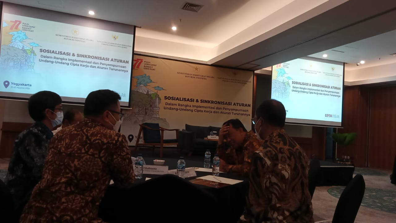 Dinperinaker mengikuti Workshop Satgas Percepatan Sosialisasi UUCK